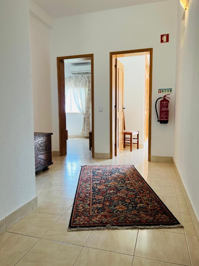 Vila Flora Santa Bárbara de Nexe Exteriér fotografie